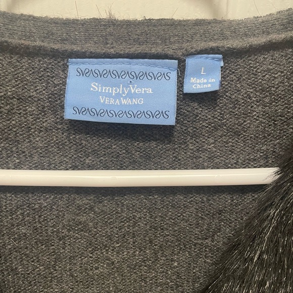 Simply Vera Vera Wang Charcoal Faux Fur Sweater - Picture 5 of 7
